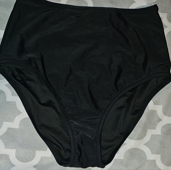 Bikini Bottom Relleciga - Picture 10 of 12